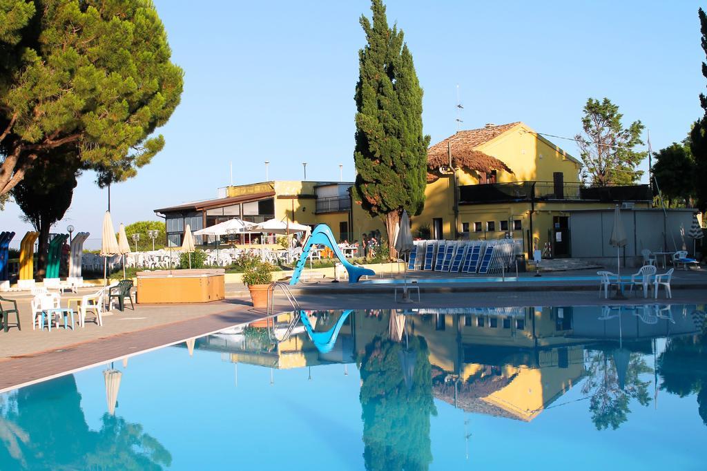 Camping Village Mar Y Sierra San Costanzo Kültér fotó