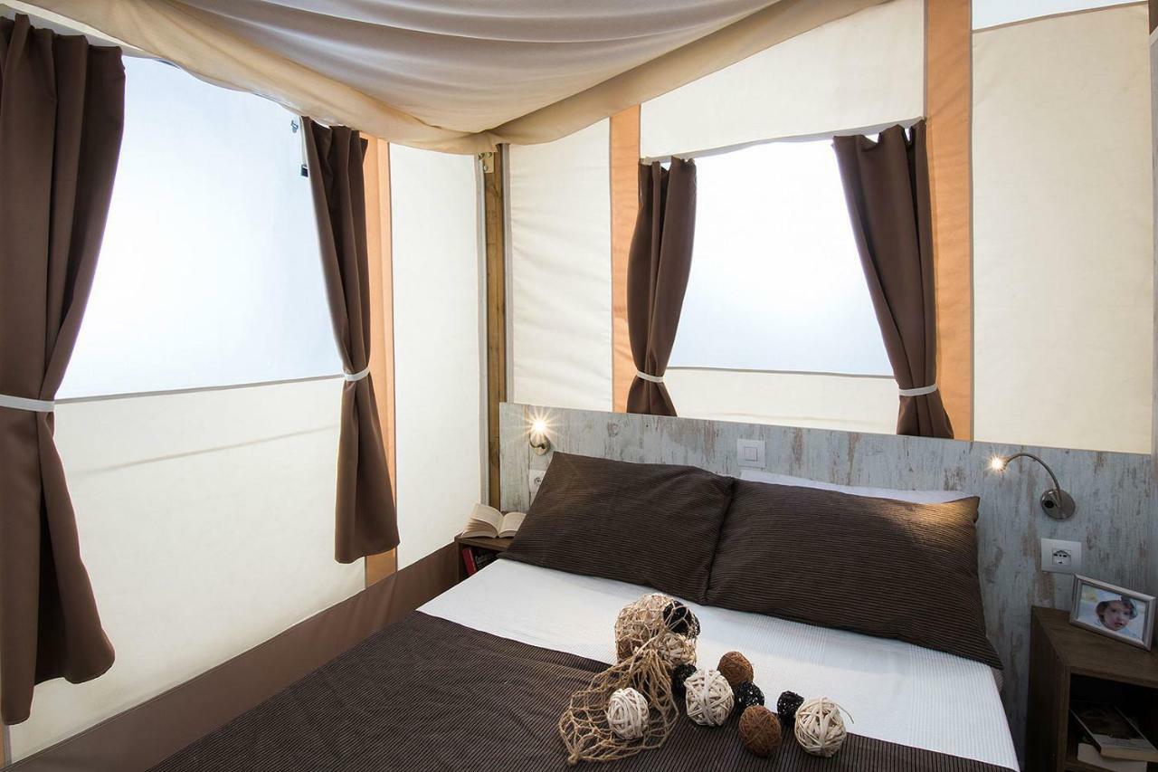 Camping Village Mar Y Sierra San Costanzo Kültér fotó
